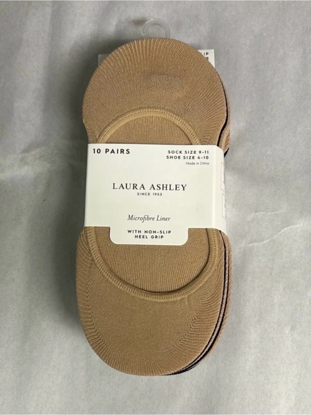 New Laura Ashley Socks Women’s 10 Pair Tan & Black Casual Microfiber Liner Socks
